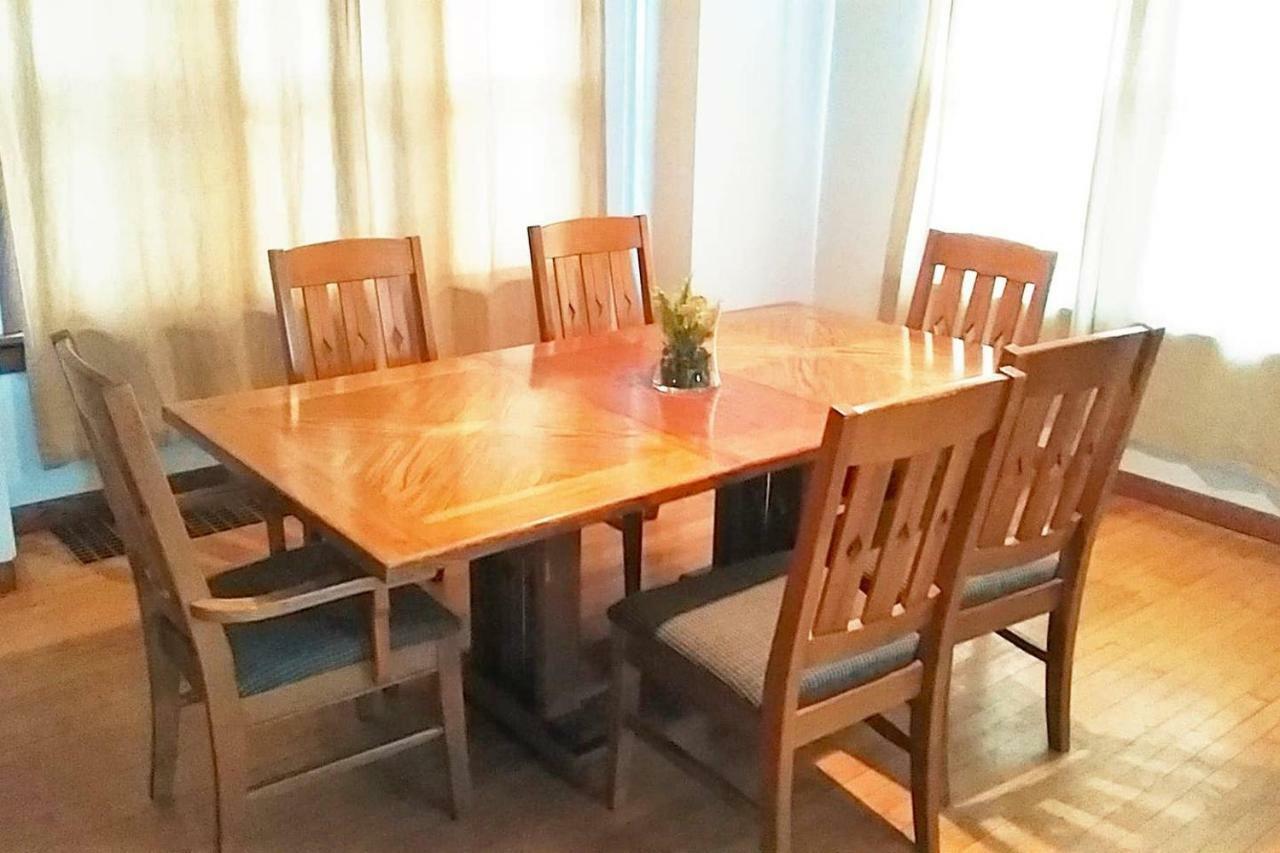 Comfortable 3 Bedroom Craftsman Bungalow In Milwaukee'S Bay View Neighborhood Eksteriør billede
