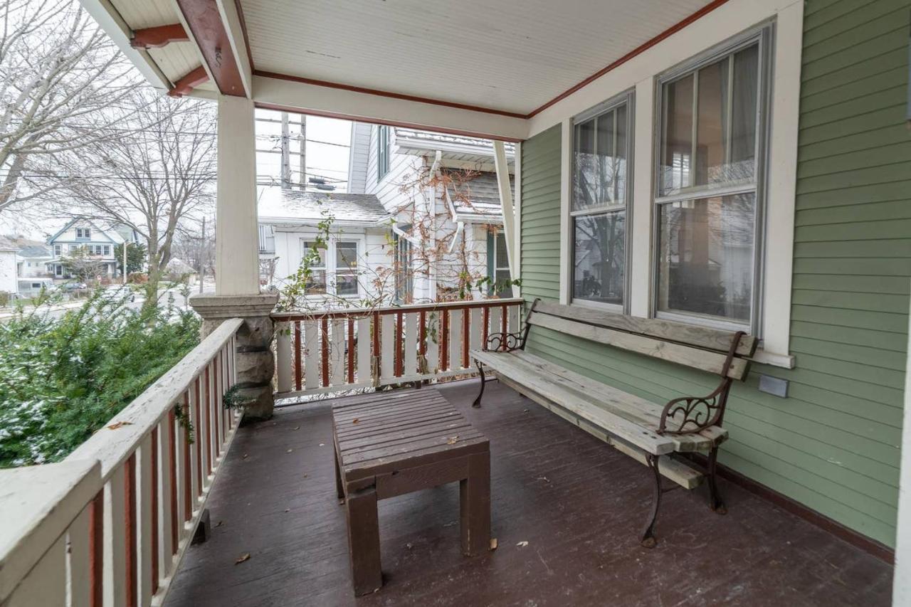 Comfortable 3 Bedroom Craftsman Bungalow In Milwaukee'S Bay View Neighborhood Eksteriør billede